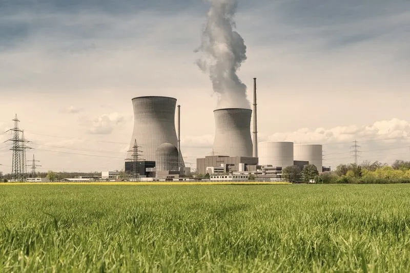 Ile naprawdę jest elektrowni atomowych na świecie? Odkryj zaskakujące fakty i liczby!