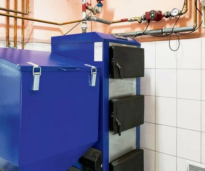 Piec na ekogroszek – do kiedy można palić? Poznaj kluczowe terminy i przepisy