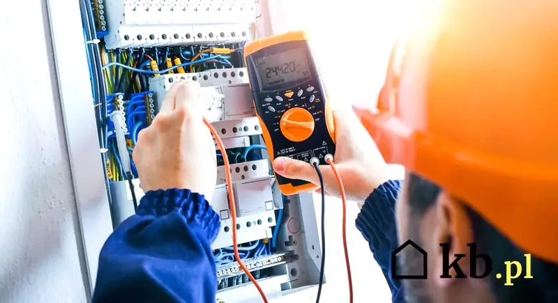 Elektryk z własną działalnością