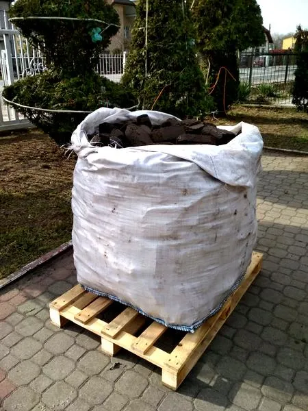 Zalety brykietu torfowego
